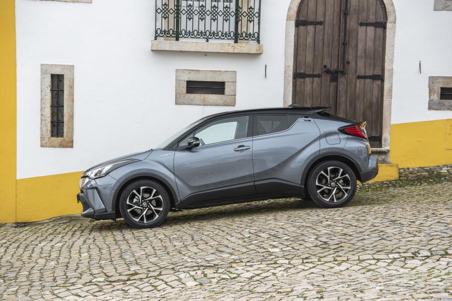  Toyota C-HR Hybrid 2019 года  (WW) (фото 123 из 174)